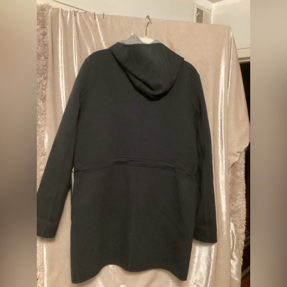 Lululemon city bound wrap  reversible jacket Sz M - Picture 3 of 9